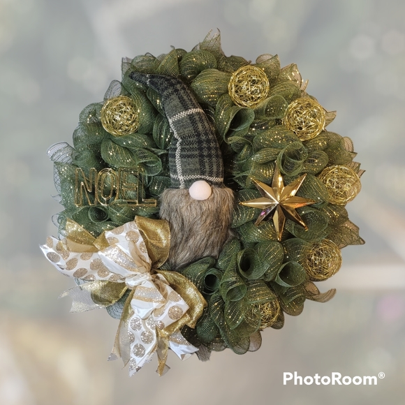 Large size Gnome Noel Golden Bow Wreath - Picture 4 of 4